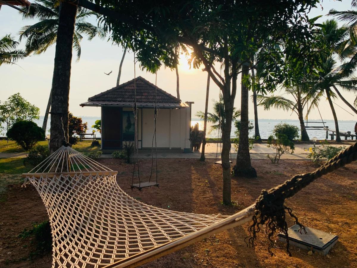 Kallanchery Retreat Kochi Εξωτερικό φωτογραφία
